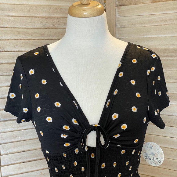 Summer Spring Mini Dress Black with Daisy Print Open Back Ties at neck Stretch - Picture 2 of 12
